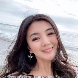 Meet your Posher, Sunny